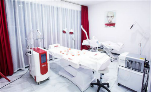 美容院普遍儀器有哪些？哪些儀器是開店必須品？