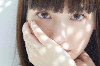 冷水洗臉縮毛孔？眼霜太油長(zhǎng)肉芽？美萊寶美容儀器科研人員幫你破解4大保養(yǎng)謠言